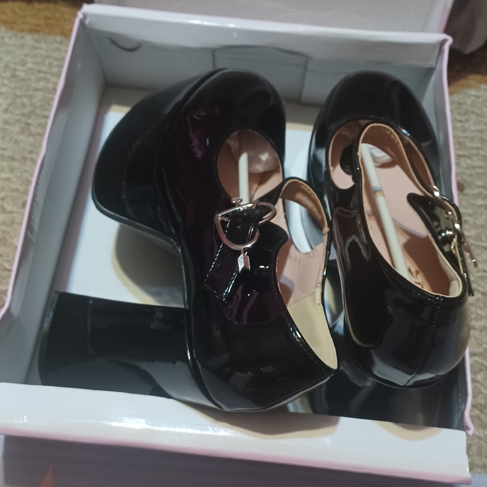 Devil inspired platform shoes